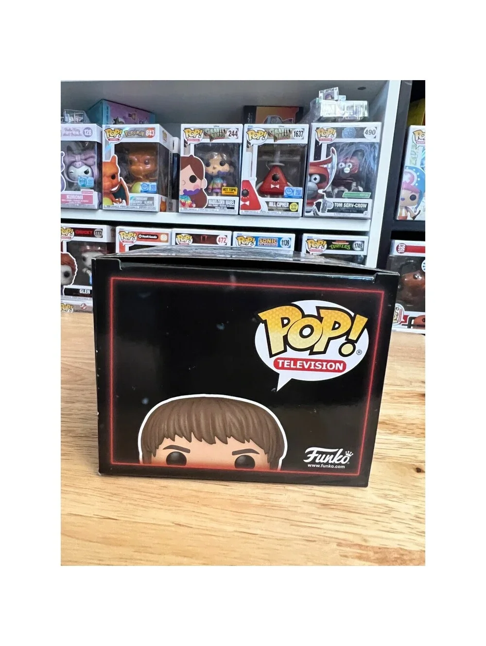 Exclusive Jonathan Byers Flashlight Stranger Things Season 5 Funko Pop #1797 TV